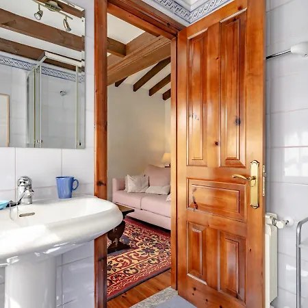 La Casina Del Rincon * Mestas De Con